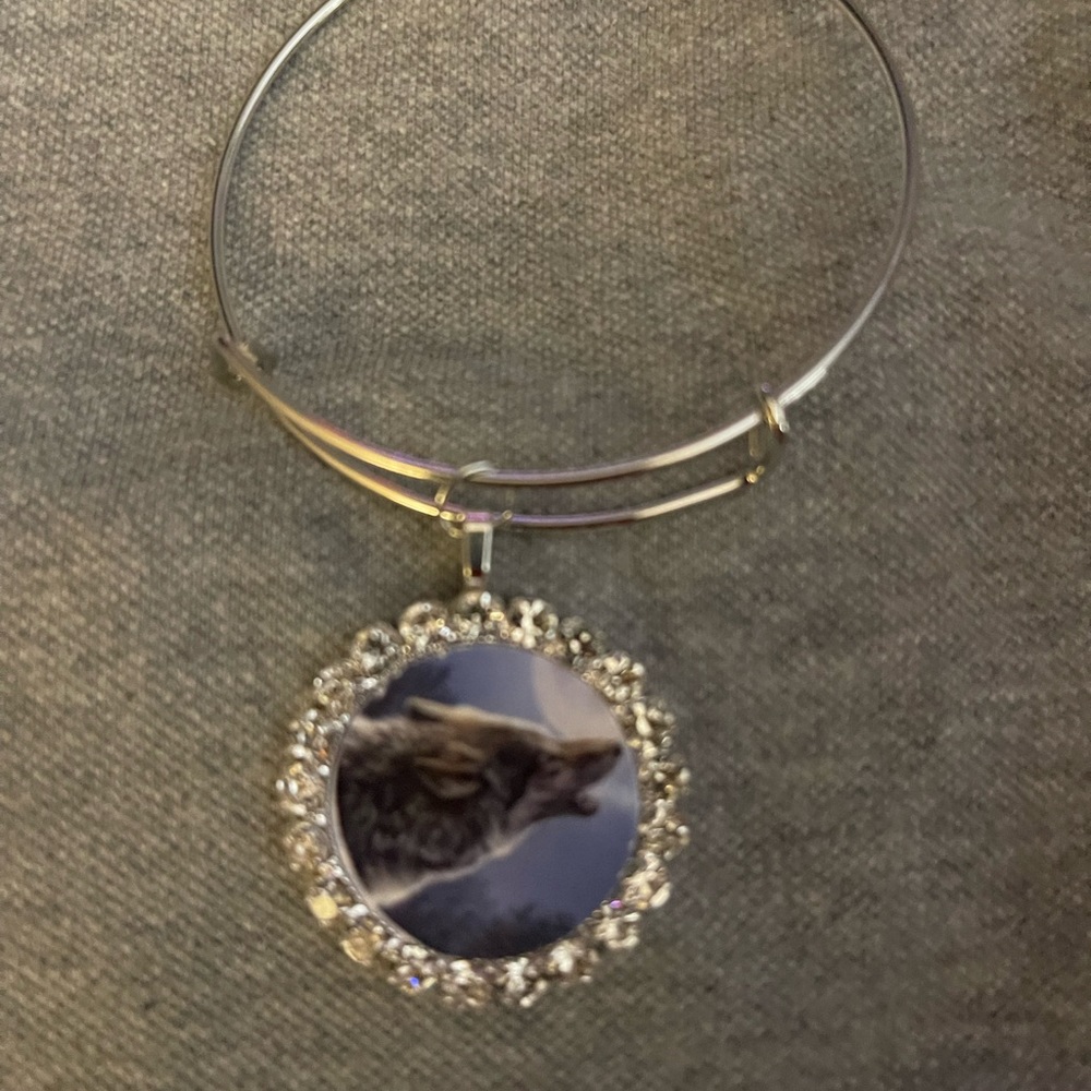 Wolf bracelet